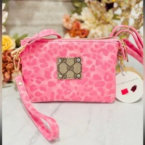 The City of the Jungle Crossbody & Wristlet Duo Purse GG Upcycled Bubblegum |NEW